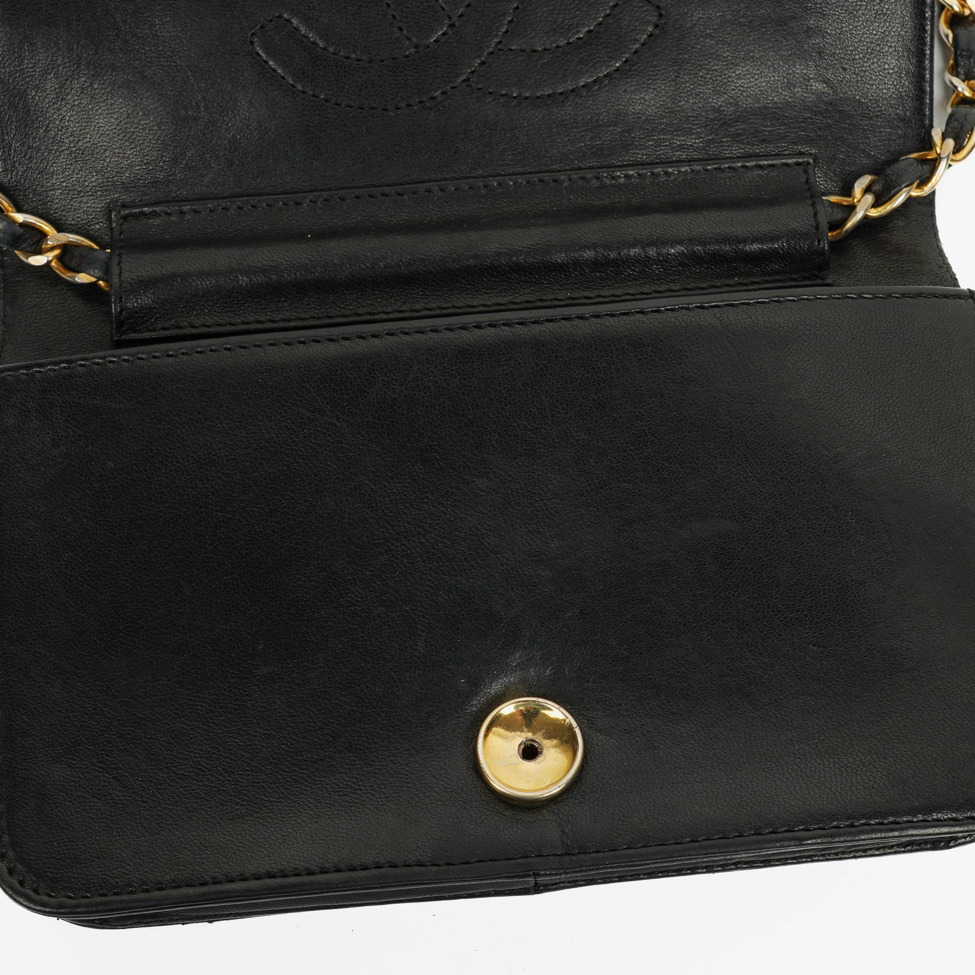 Chanel Classic Full Flap Tasche aus schwarzem gestepptem Leder mit 24K vergoldeten Beschlägen