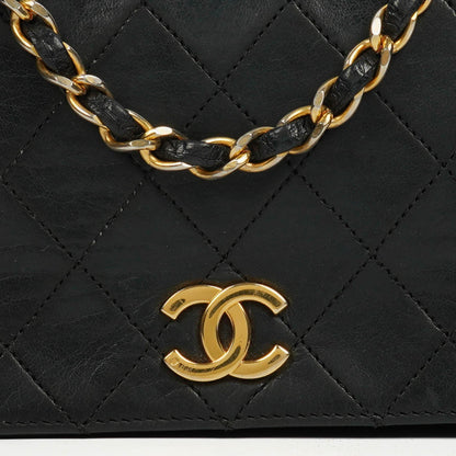 Chanel Classic Full Flap Tasche aus schwarzem gestepptem Leder mit 24K vergoldeten Beschlägen