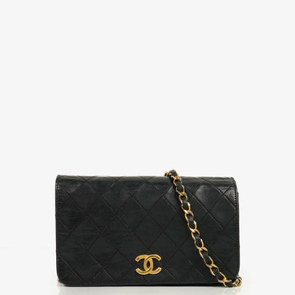 Chanel Classic Full Flap Tasche aus schwarzem gestepptem Leder mit 24K vergoldeten Beschlägen