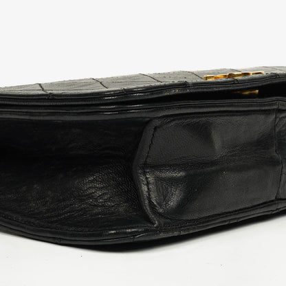 Chanel Classic Full Flap Tasche aus schwarzem gestepptem Leder mit 24K vergoldeten Beschlägen