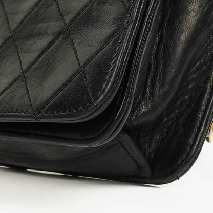 Chanel Classic Full Flap Tasche aus schwarzem gestepptem Leder mit 24K vergoldeten Beschlägen