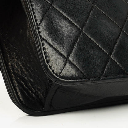 Chanel Classic Full Flap Tasche aus schwarzem gestepptem Leder mit 24K vergoldeten Beschlägen
