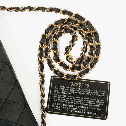 Chanel Classic Full Flap Tasche aus schwarzem gestepptem Leder mit 24K vergoldeten Beschlägen