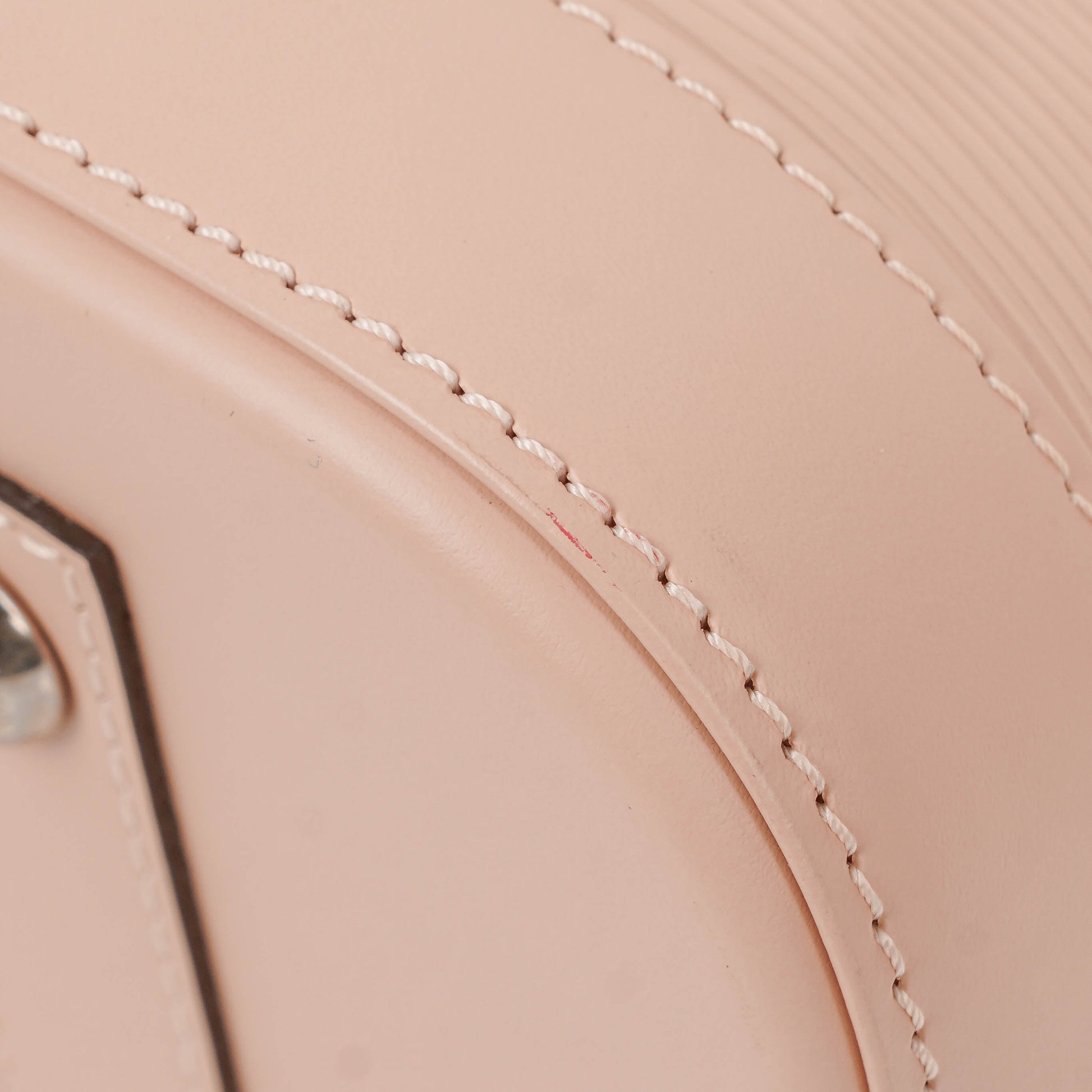 Louis Vuitton Alma Handtasche aus Epi Leder in Rose Ballerine