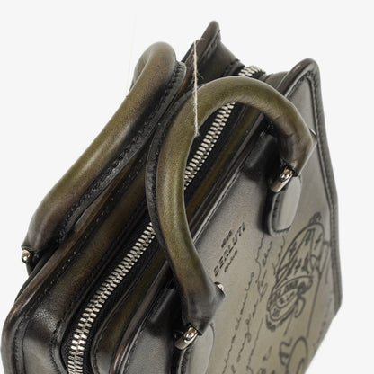 Berluti Premier Jour Gulliver Messenger Bag aus Venezia Kalbsleder