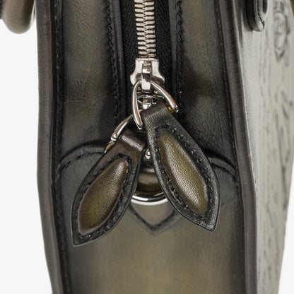 Berluti Premier Jour Gulliver Messenger Bag aus Venezia Kalbsleder