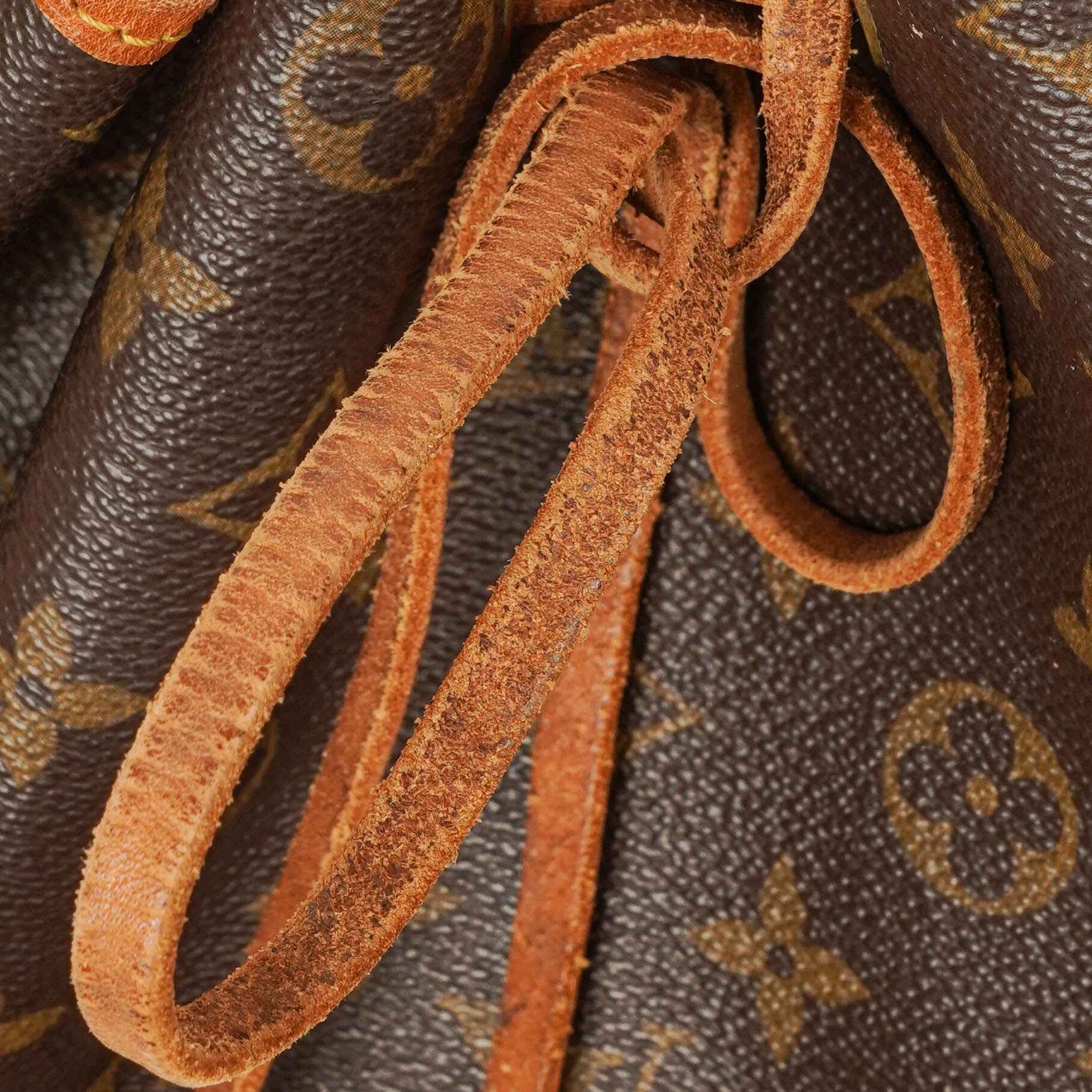 Louis Vuitton Noe Grande GM Schultertasche aus Monogram Canvas