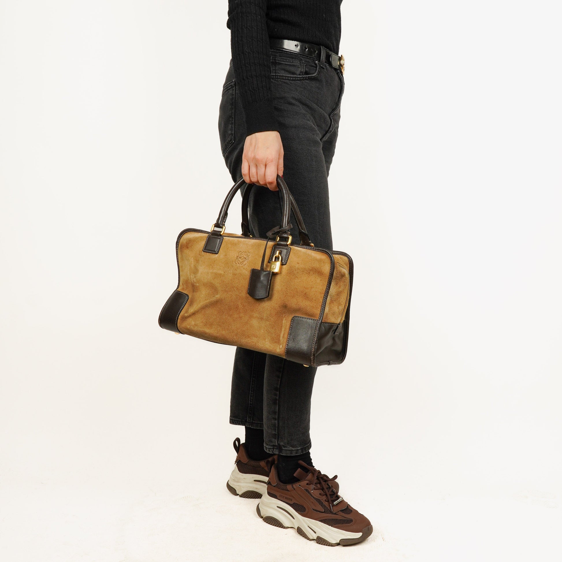 Loewe Amazona Henkeltasche aus Wildleder und Kalbsleder
