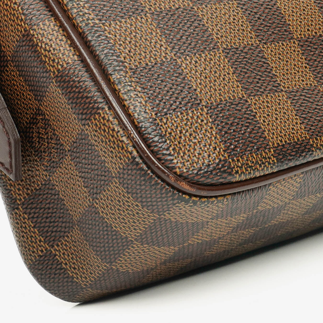 Louis Vuitton Ravello GM Schultertasche in Damier Ebene
