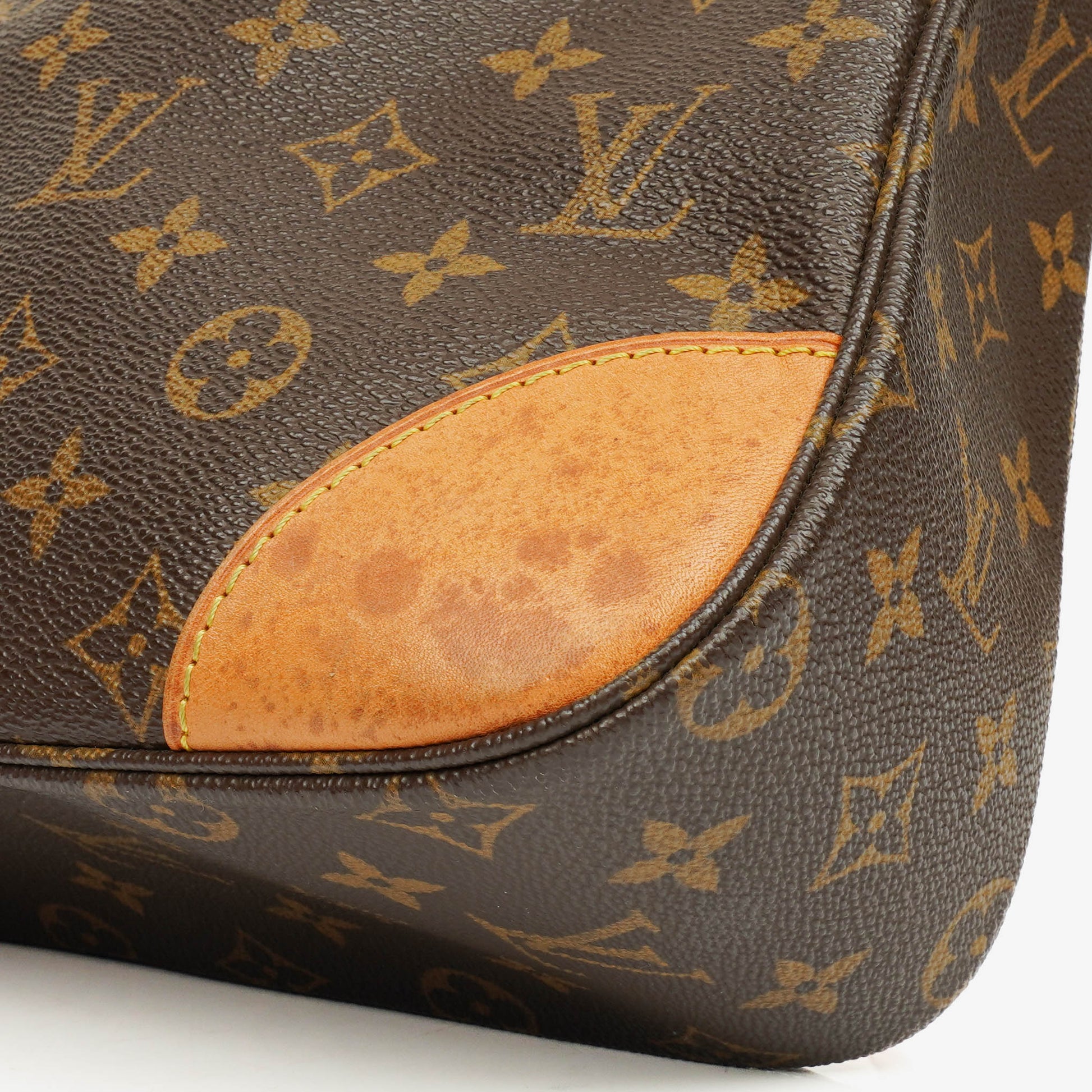 Louis Vuitton Boulogne Tasche aus Monogram Canvas
