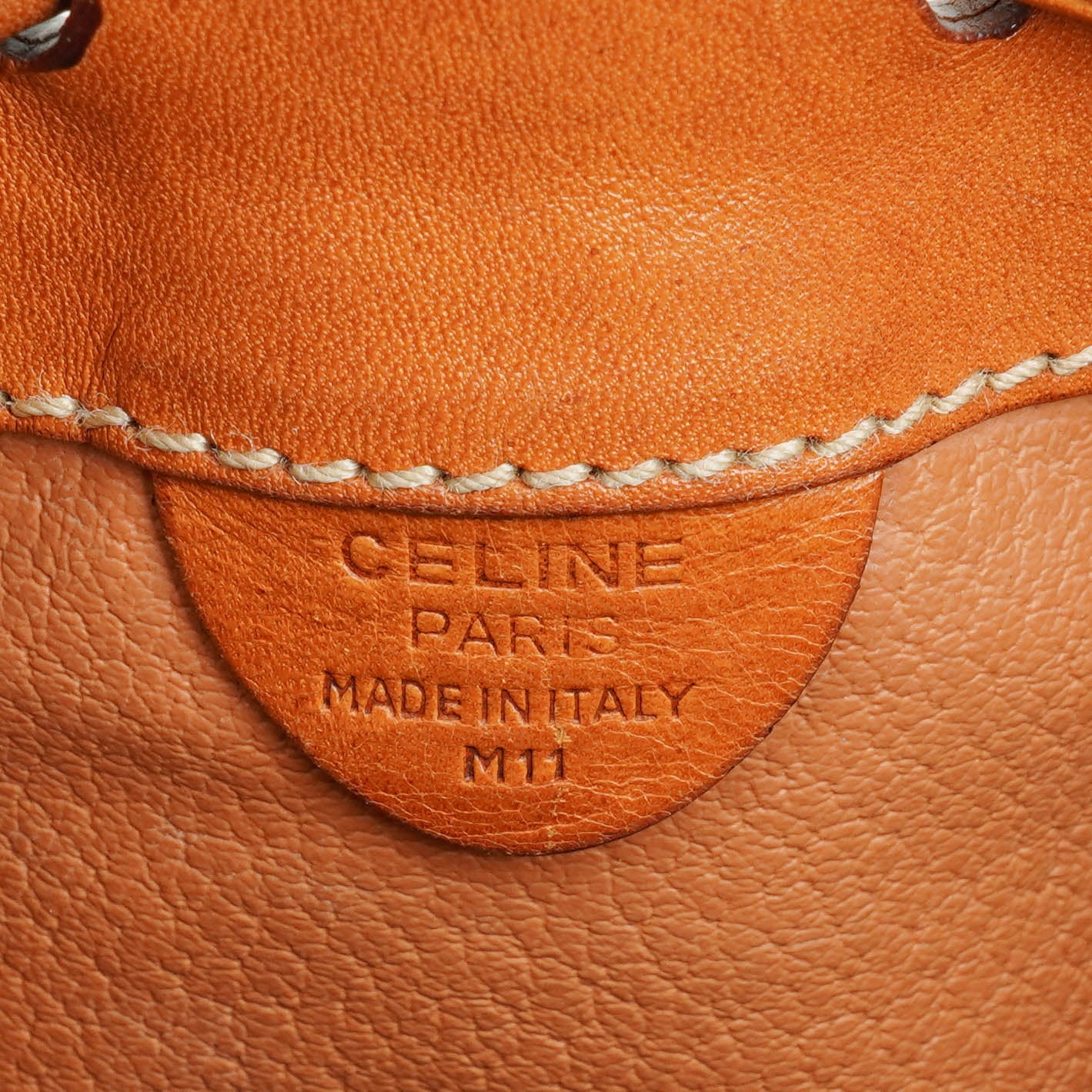 Celine Vintage Macadam Beuteltasche mit Kordelzug in Braun