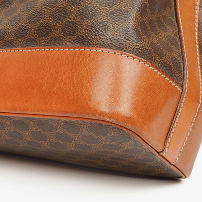 Celine Vintage Macadam Beuteltasche mit Kordelzug in Braun