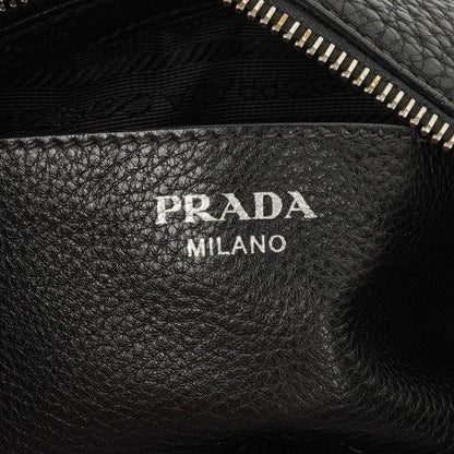 Prada Vitello Daino Crossbody-Tasche in Schwarz