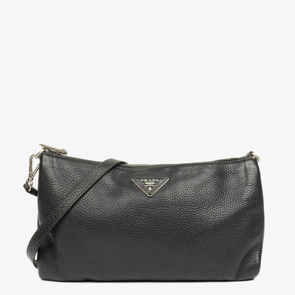 Prada Vitello Daino Crossbody-Tasche in Schwarz