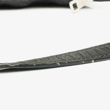 Prada Vitello Daino Crossbody-Tasche in Schwarz