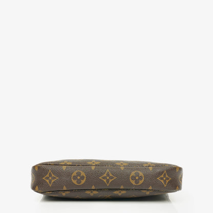 Louis Vuitton Pochette Accessoires Clutch-Handtasche aus Monogram Canvas