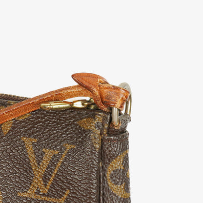 Louis Vuitton Pochette Accessoires Clutch-Handtasche aus Monogram Canvas