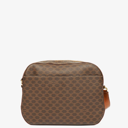 Celine Vintage Macadam Triomphe Umhängetasche in Braun