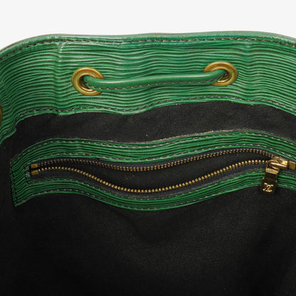Louis Vuitton Petit Noe Schultertasche aus grünem EPI Leder