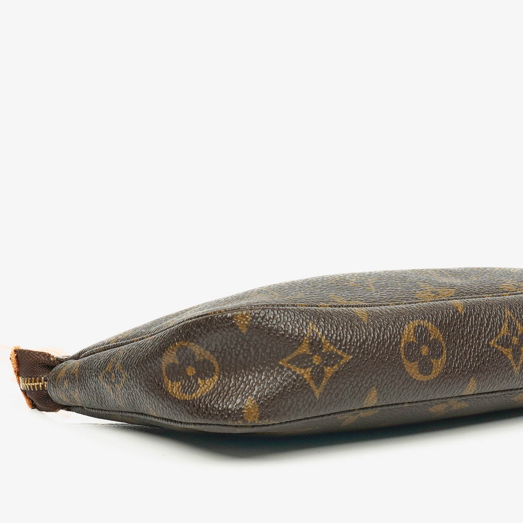 Louis Vuitton Pochette Accessoires Clutch-Handtasche aus Monogram Canvas