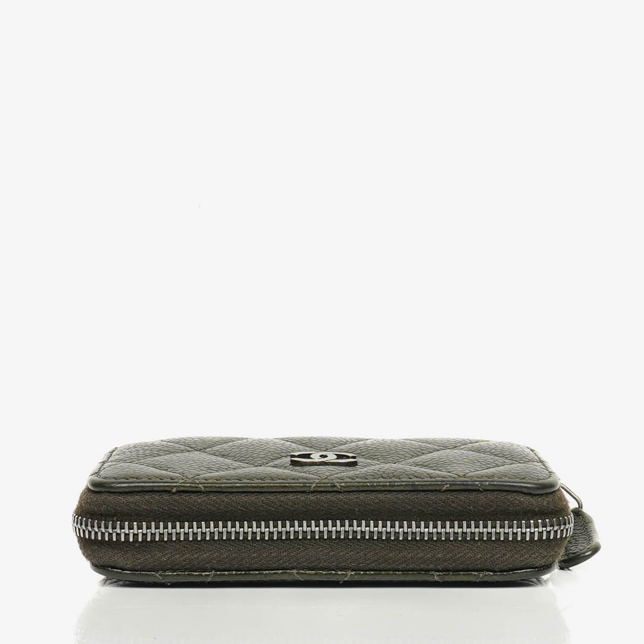 Chanel O-Zip Münzbörse aus gestepptem Caviar Leder
