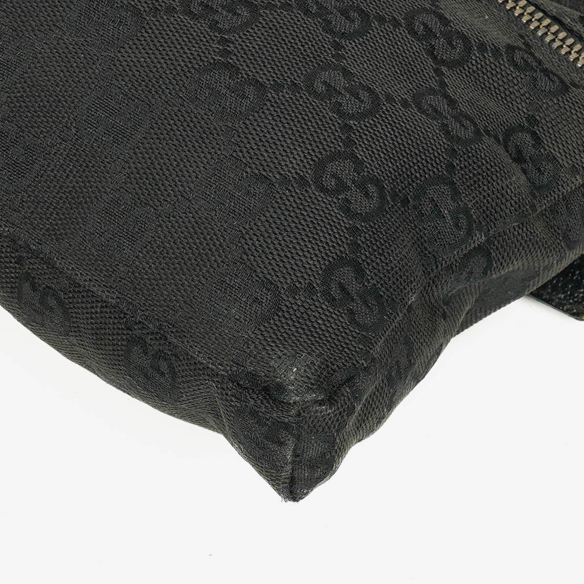 Gucci GG Monogram Canvas Gürteltasche