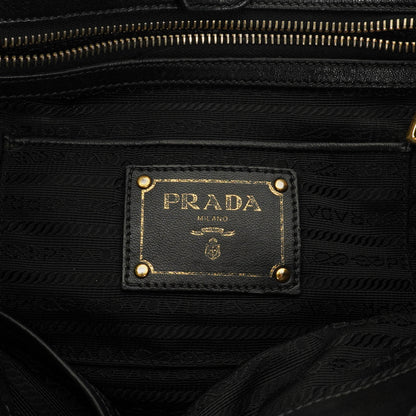 Prada Tessuto Gaufre Tasche aus schwarzem Nylon