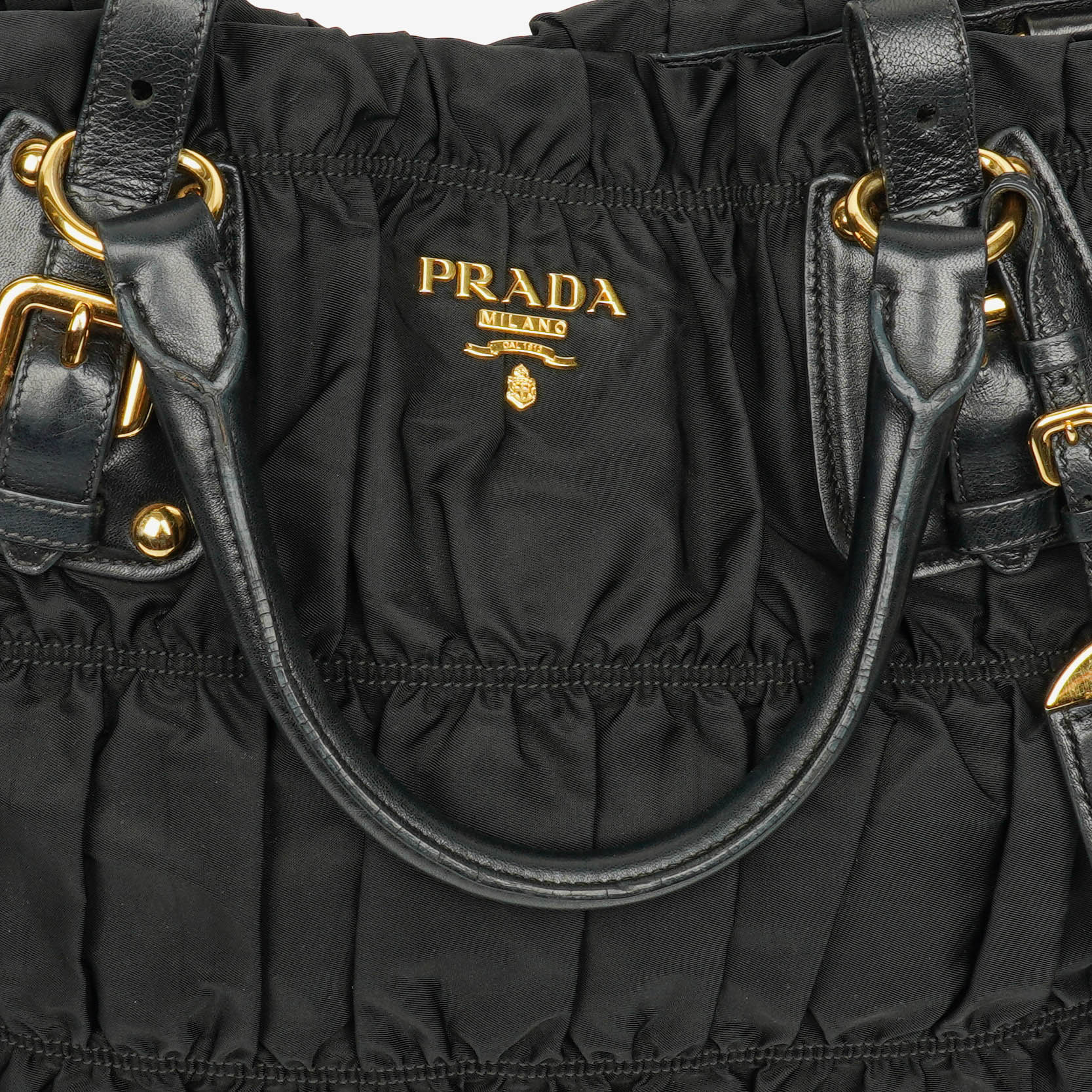 Prada Tessuto Gaufre Tasche aus schwarzem Nylon