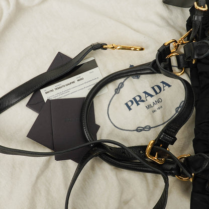 Prada Tessuto Gaufre Tasche aus schwarzem Nylon
