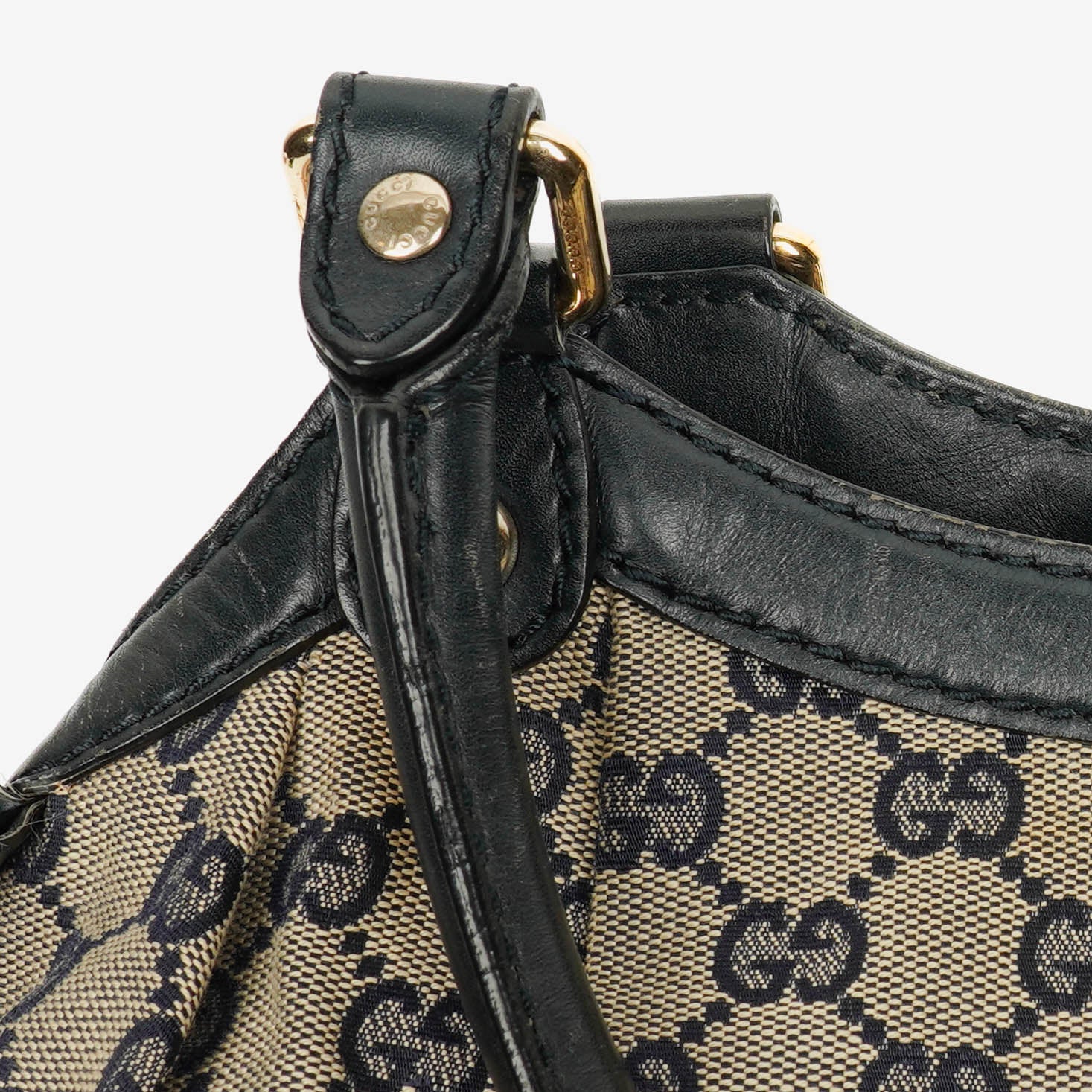 Gucci Sukey Schulter-Hobo-Tasche aus Monogram Canvas