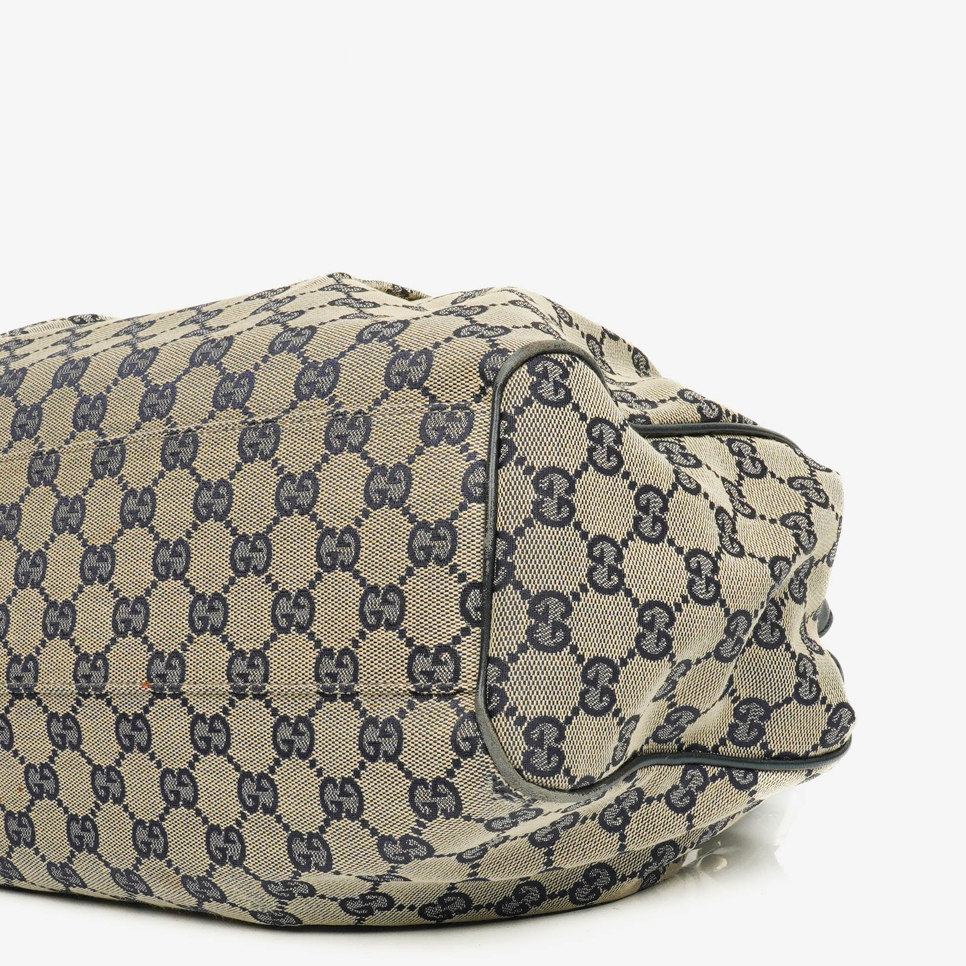 Gucci Sukey Schulter-Hobo-Tasche aus Monogram Canvas