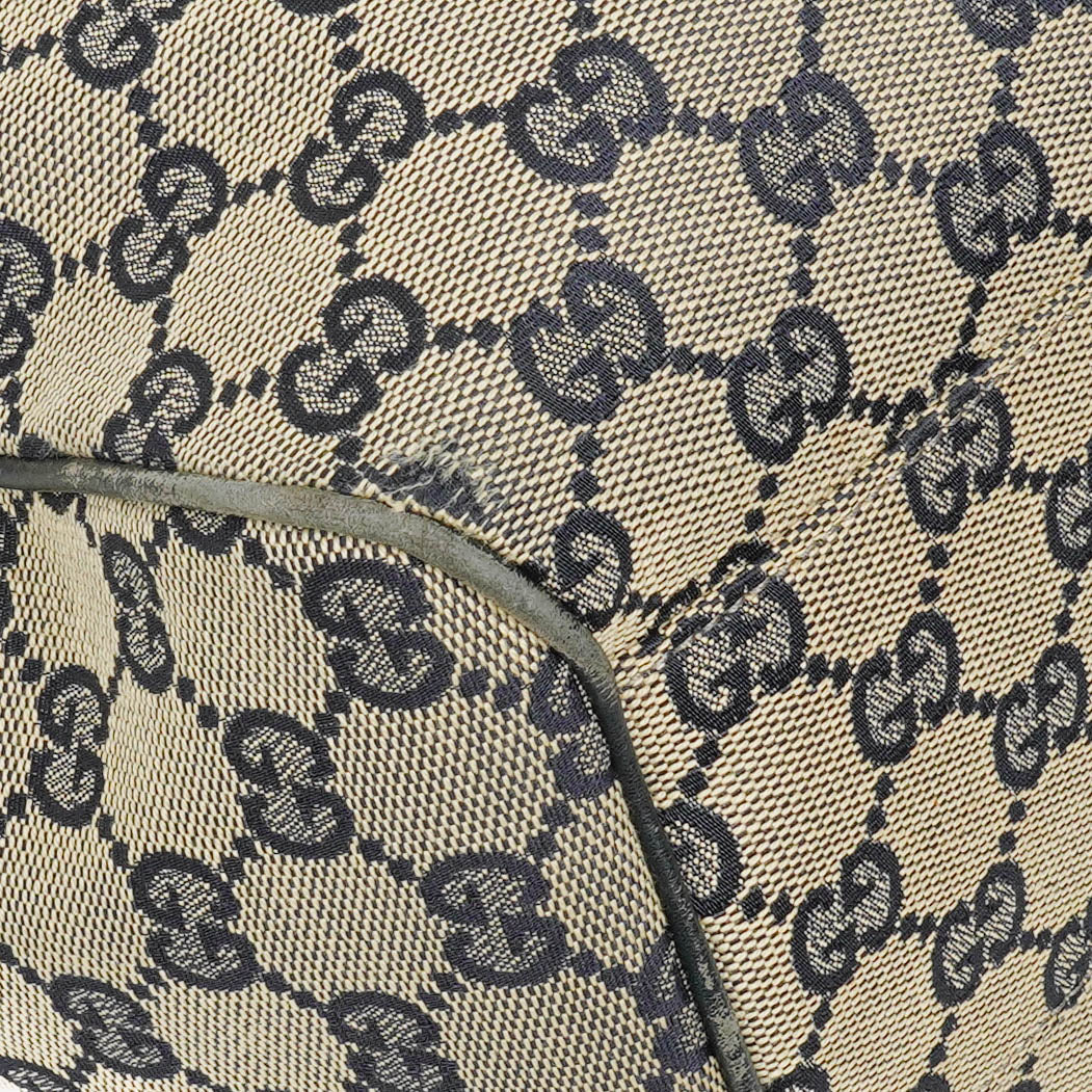 Gucci Sukey Schulter-Hobo-Tasche aus Monogram Canvas