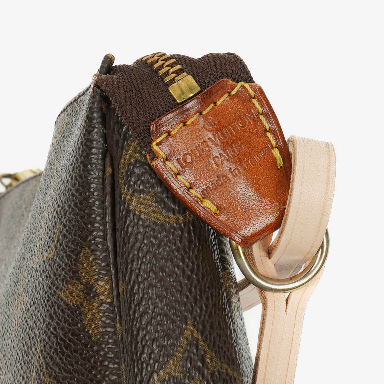 Louis Vuitton Pochette Accessoires Clutch aus Monogram Canvas