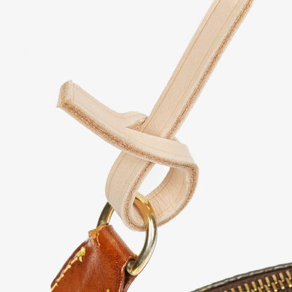 Louis Vuitton Pochette Accessoires Clutch aus Monogram Canvas