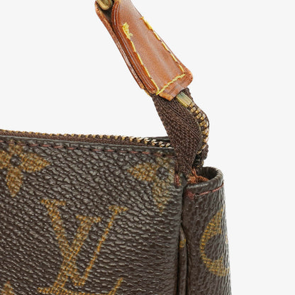 Louis Vuitton Pochette Accessoires Clutch aus Monogram Canvas