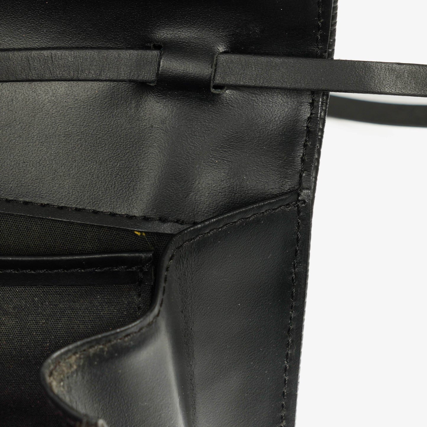 Louis Vuitton Honfleur Tasche aus schwarzem Epi-Leder