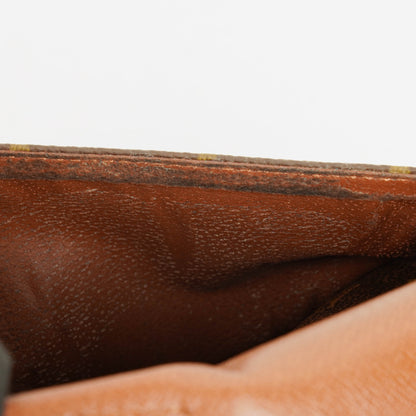 Louis Vuitton Jeune Fille MM Crossbody-Tasche aus Monogram Canvas