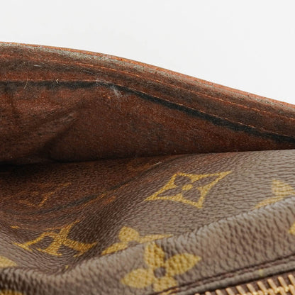 Louis Vuitton Jeune Fille MM Crossbody-Tasche aus Monogram Canvas