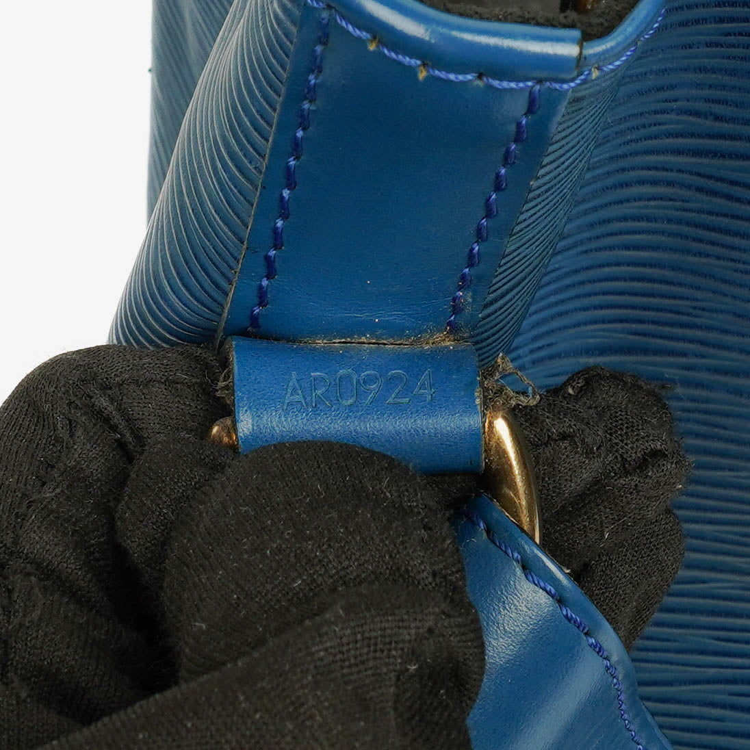 Louis Vuitton Noe Grande GM Schultertasche aus blauem Epi Leder