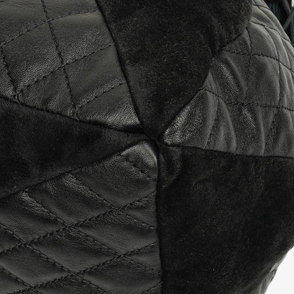 Chanel Patchwork Beuteltasche aus Leder und Wildleder