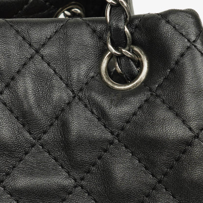 Chanel Patchwork Beuteltasche aus Leder und Wildleder