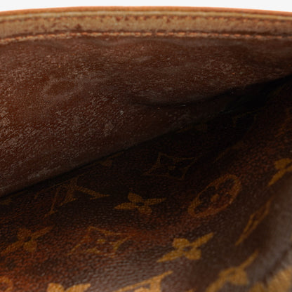 Louis Vuitton Trocadero 23 aus Monogram Canvas
