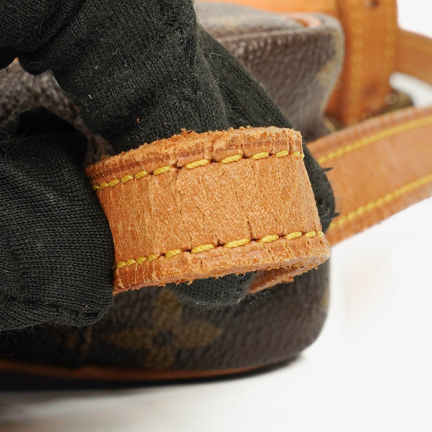 Louis Vuitton Trocadero 23 aus Monogram Canvas