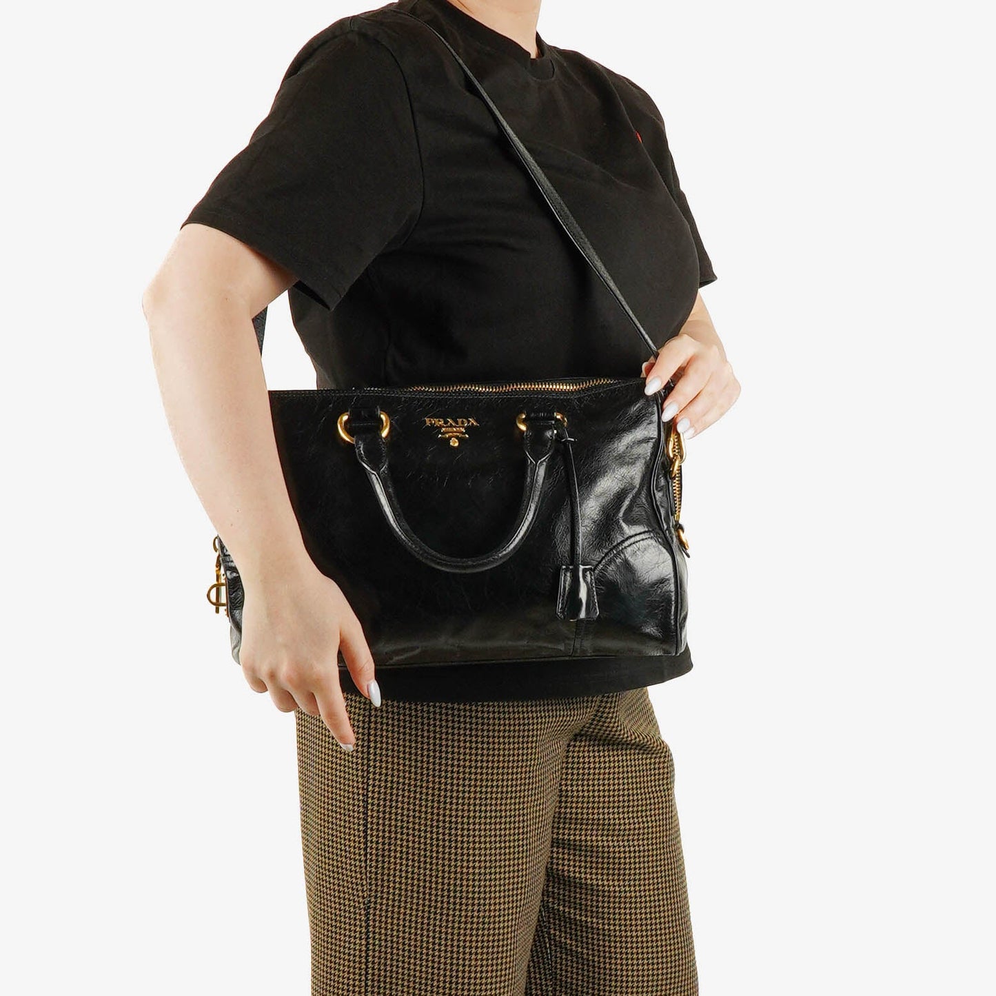 Prada Tasche aus Vitello Shine Leder