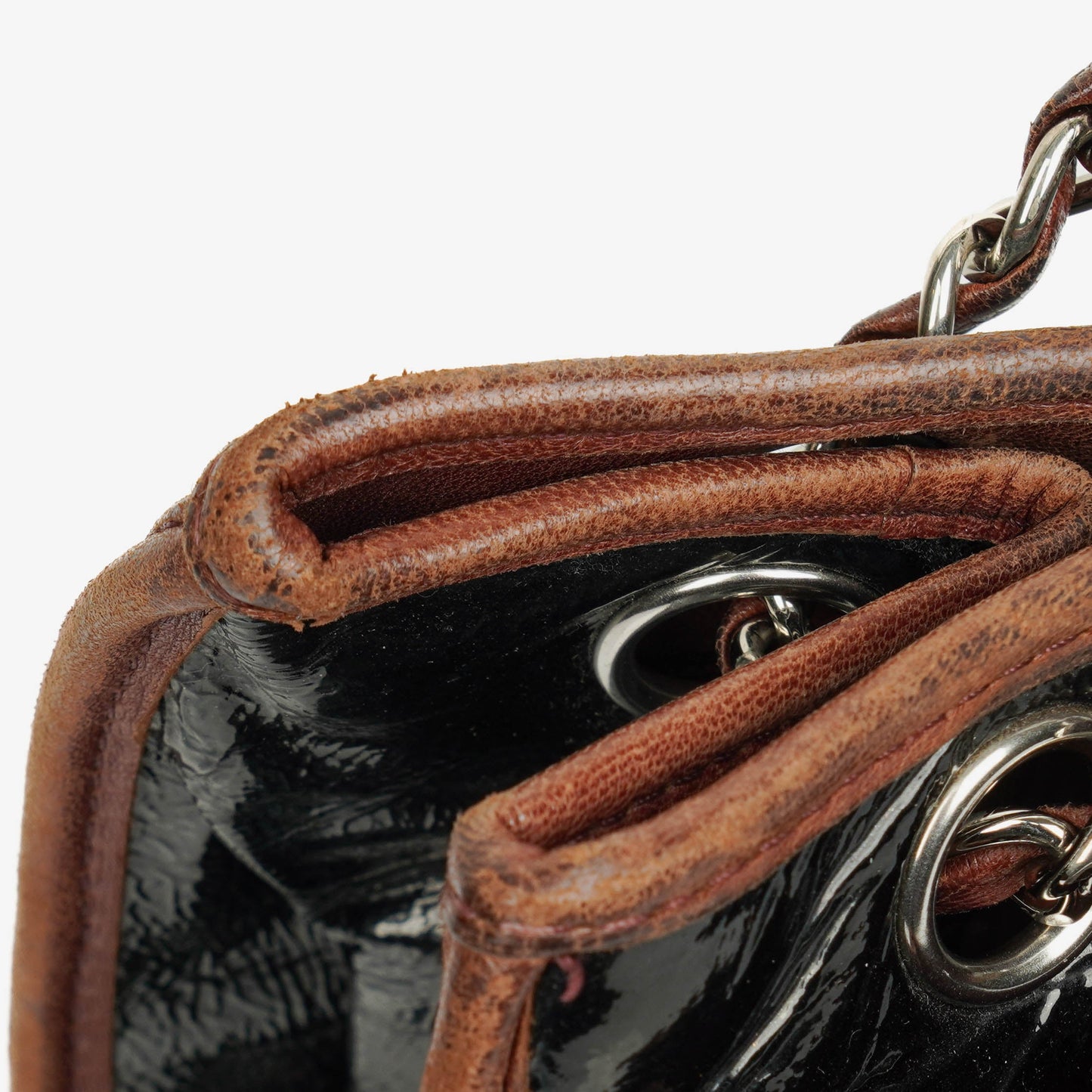 Chanel Chocolate Bar gesteppte Tote aus Lackleder