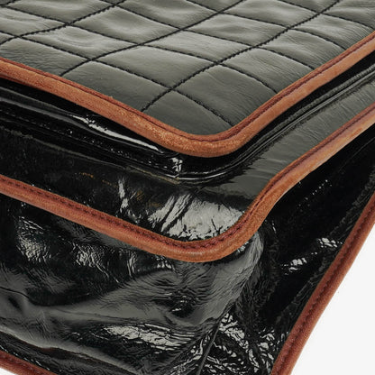 Chanel Chocolate Bar gesteppte Tote aus Lackleder
