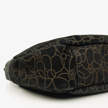 Chanel Camellia Schultertasche aus Wildleder mit Kettenprägung