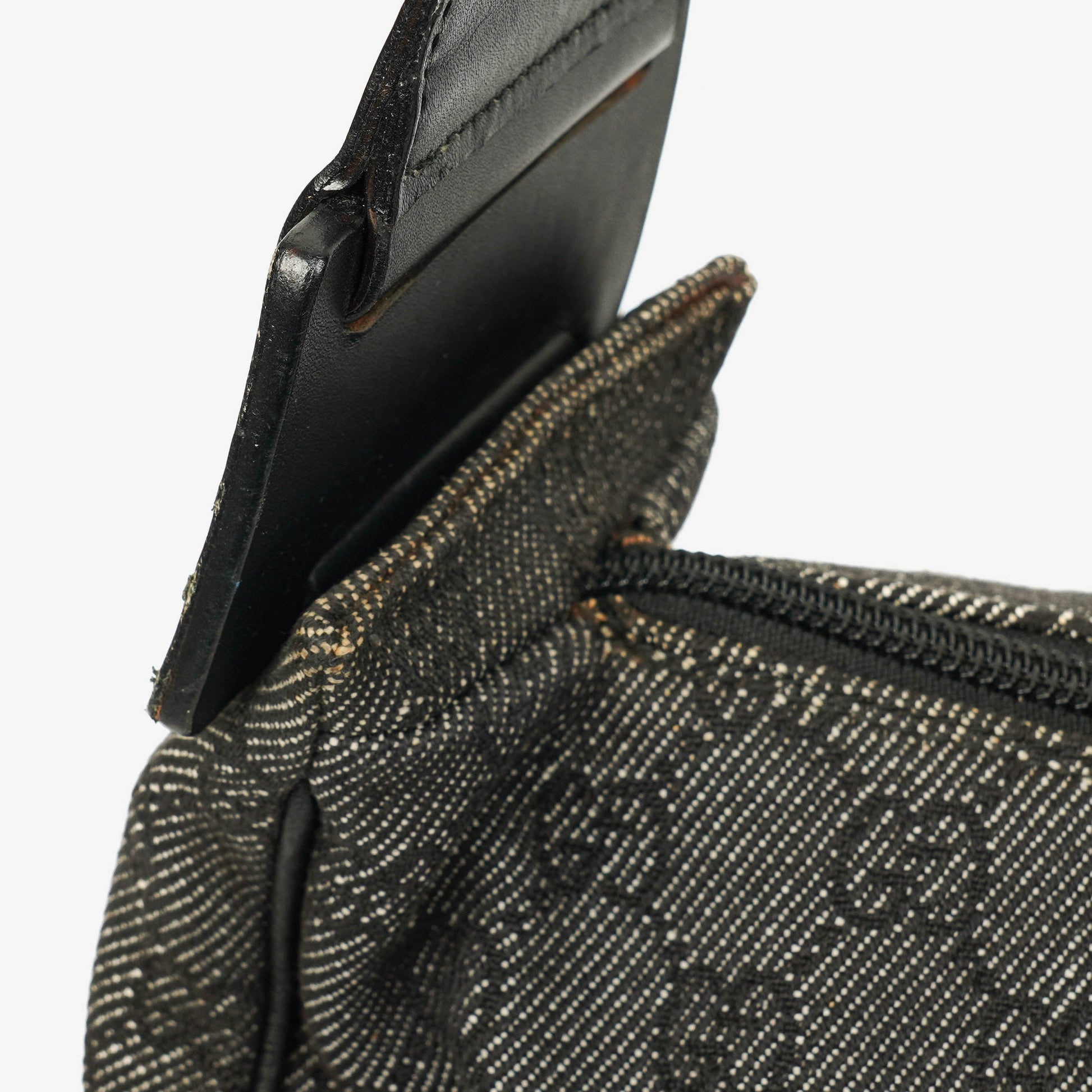 Gucci GG Monogram Canvas Hobo-Tasche