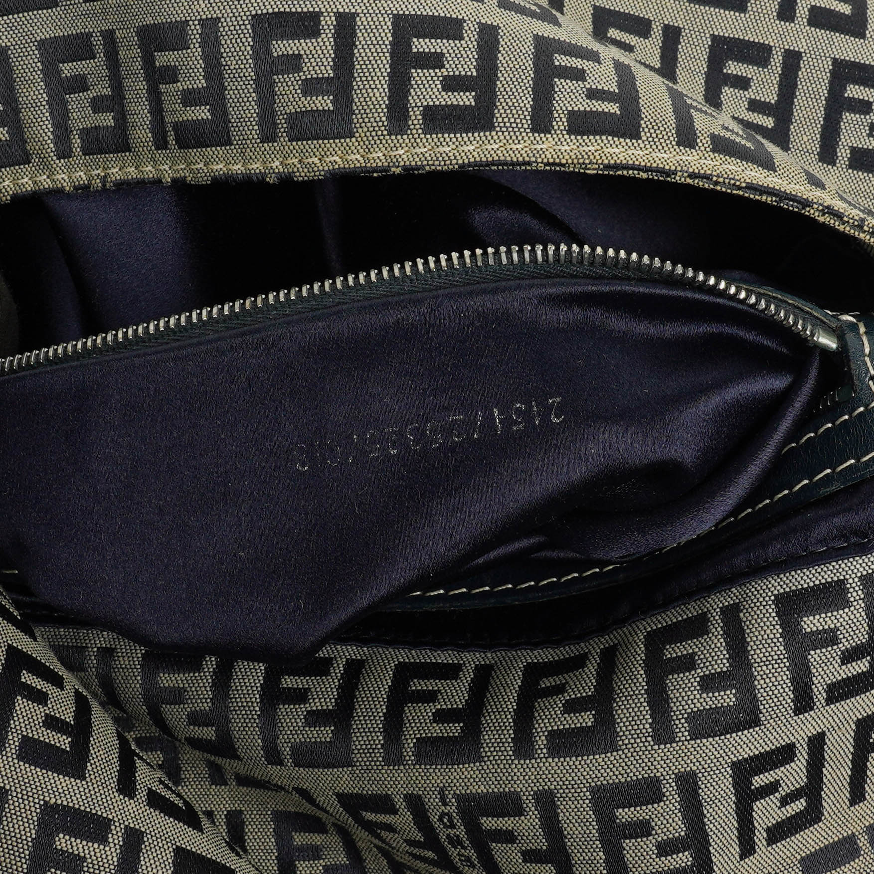 Fendi Mamma Baguette Schultertasche