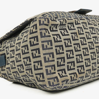 Fendi Mamma Baguette Schultertasche